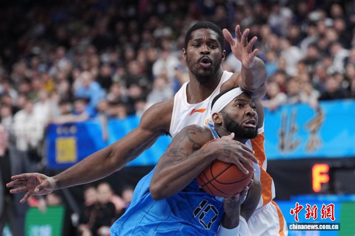 CBA常规赛第23轮，北京北汽主场85-77击败福建，止