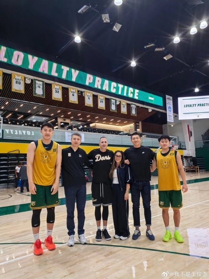 中国球员王俊杰转校引关注 未来去向或影响NBA追