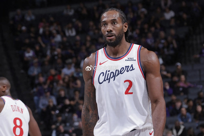 科怀-莱昂纳德连续46场20+刷新快船队史纪录 祖巴